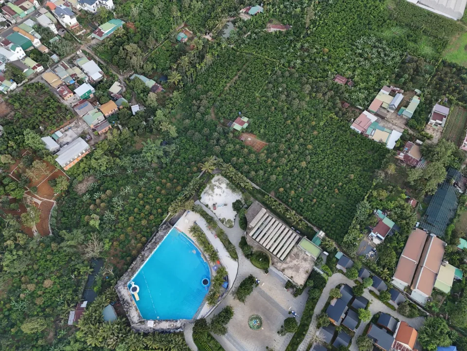 Bốn bước, không tắt bước nào